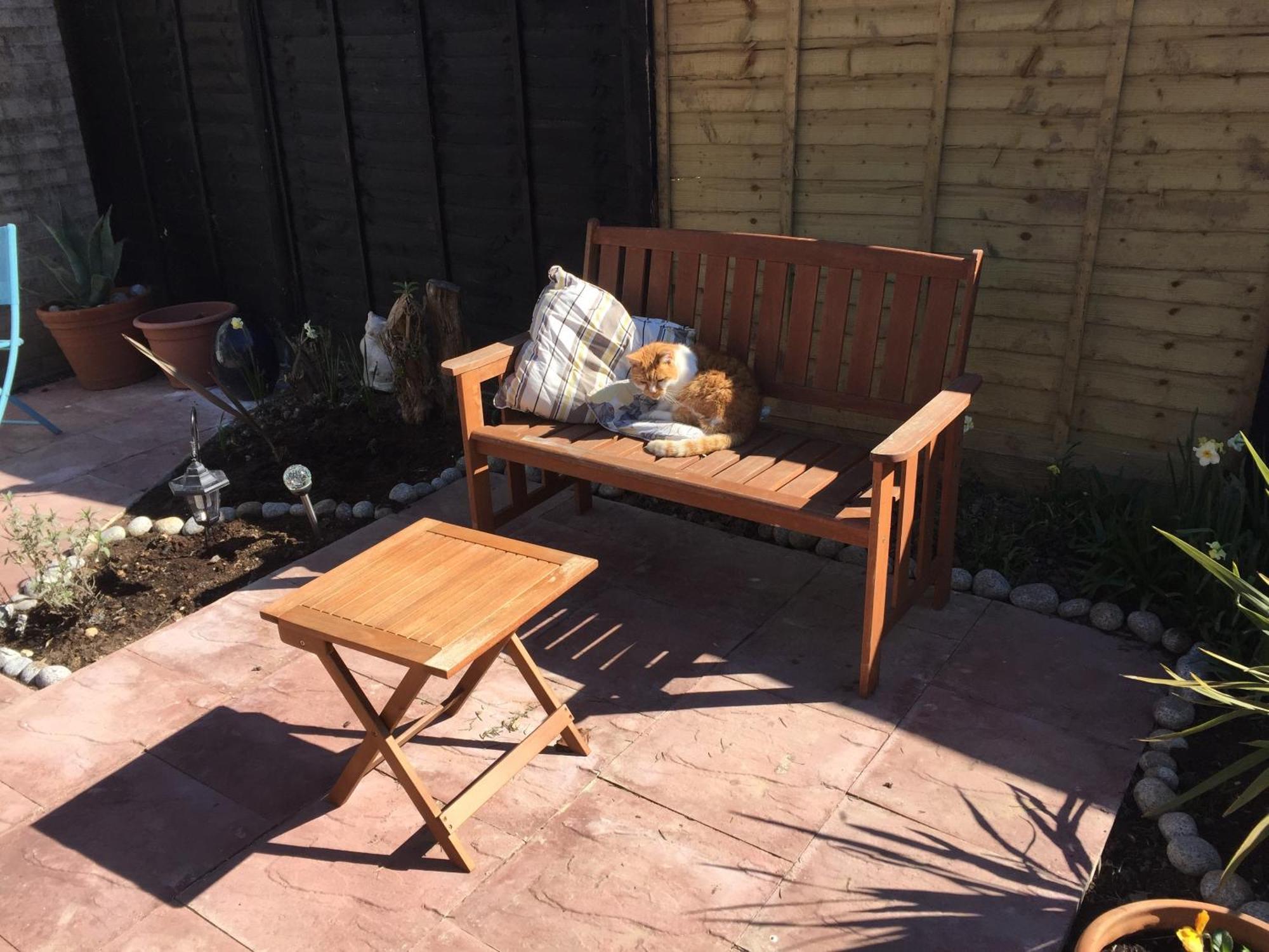 Basingstoke En Suite Room In Garden Annex Exteriör bild