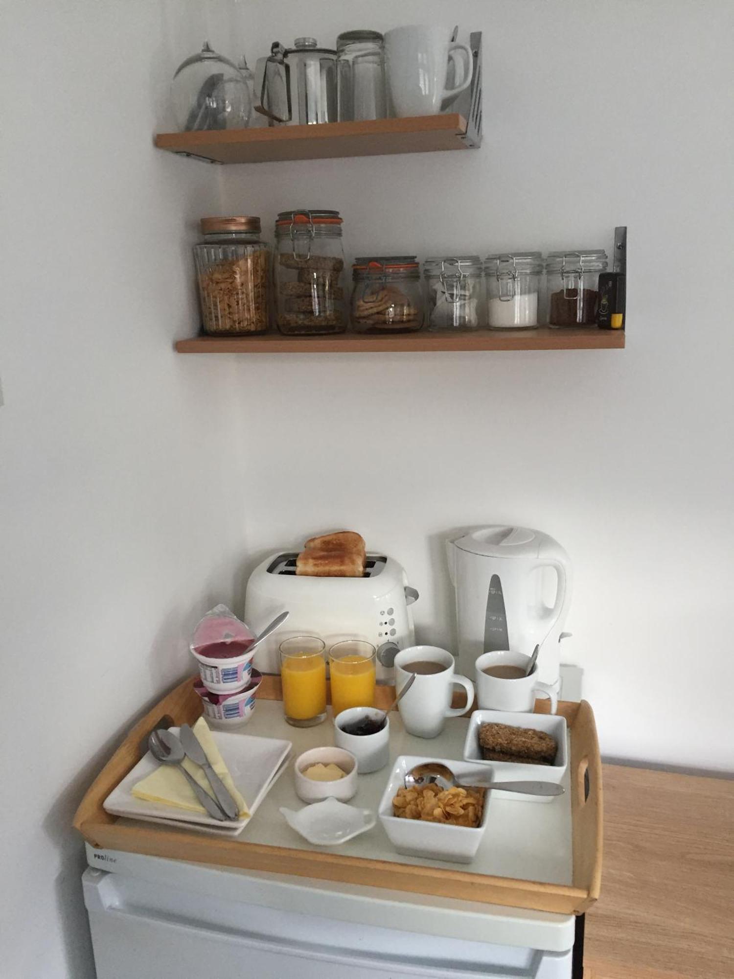Basingstoke En Suite Room In Garden Annex Exteriör bild